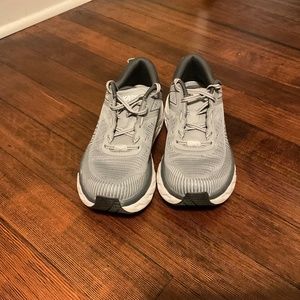 Hoka Bondi size 8 4E, Grey